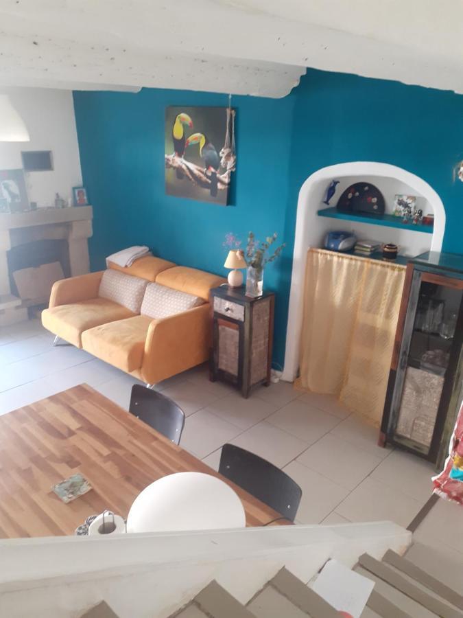 Aude En Provence Bed & Breakfast Meyrargues Екстериор снимка
